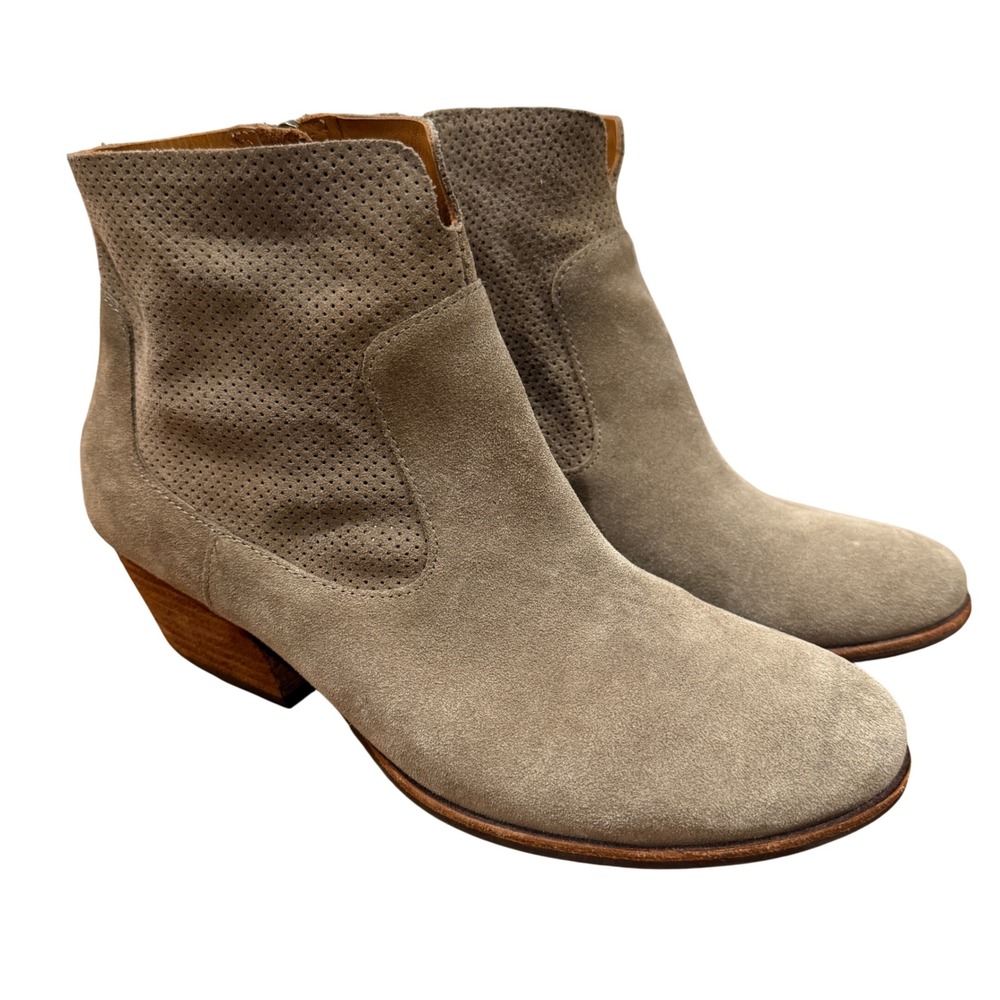 Kork-Ease Sherrill Suede Perforated Ankle
Booties Sz 11M Gray Classic Staple‎